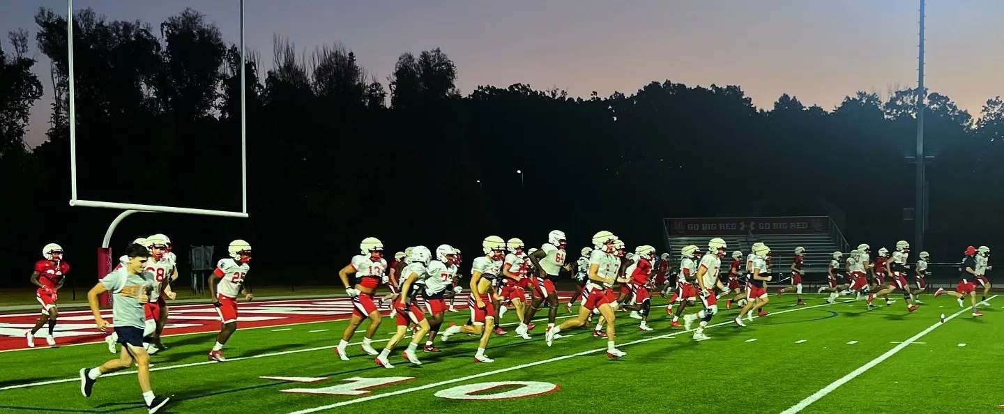 patriots-practice-in-dark