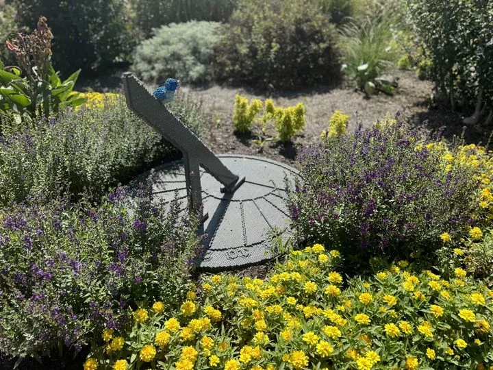 dpa-lego-sundial