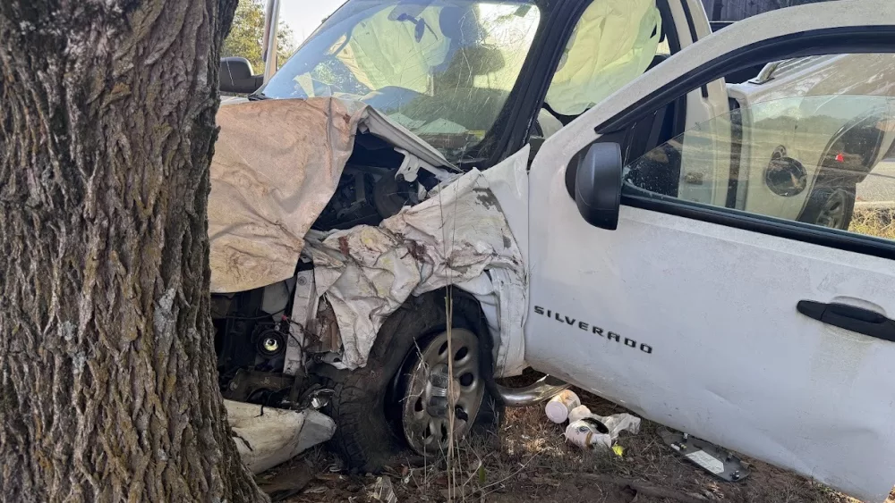 henry-vfd-tree-accident