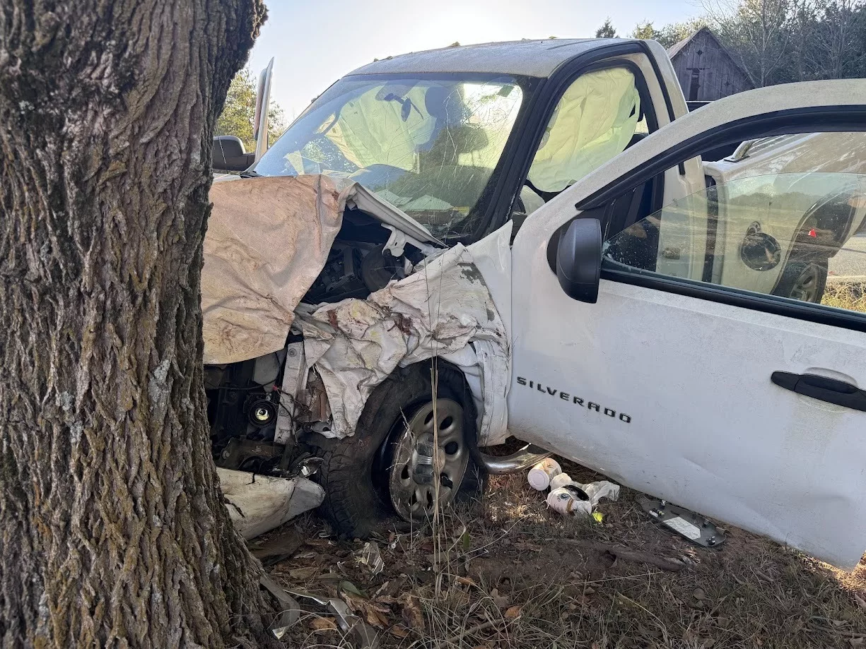 henry-vfd-tree-accident