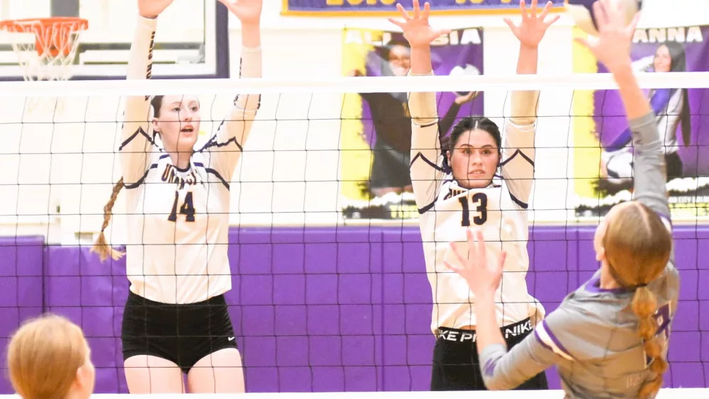 uc-volleyb-fall-sports-pics-sept-19-4