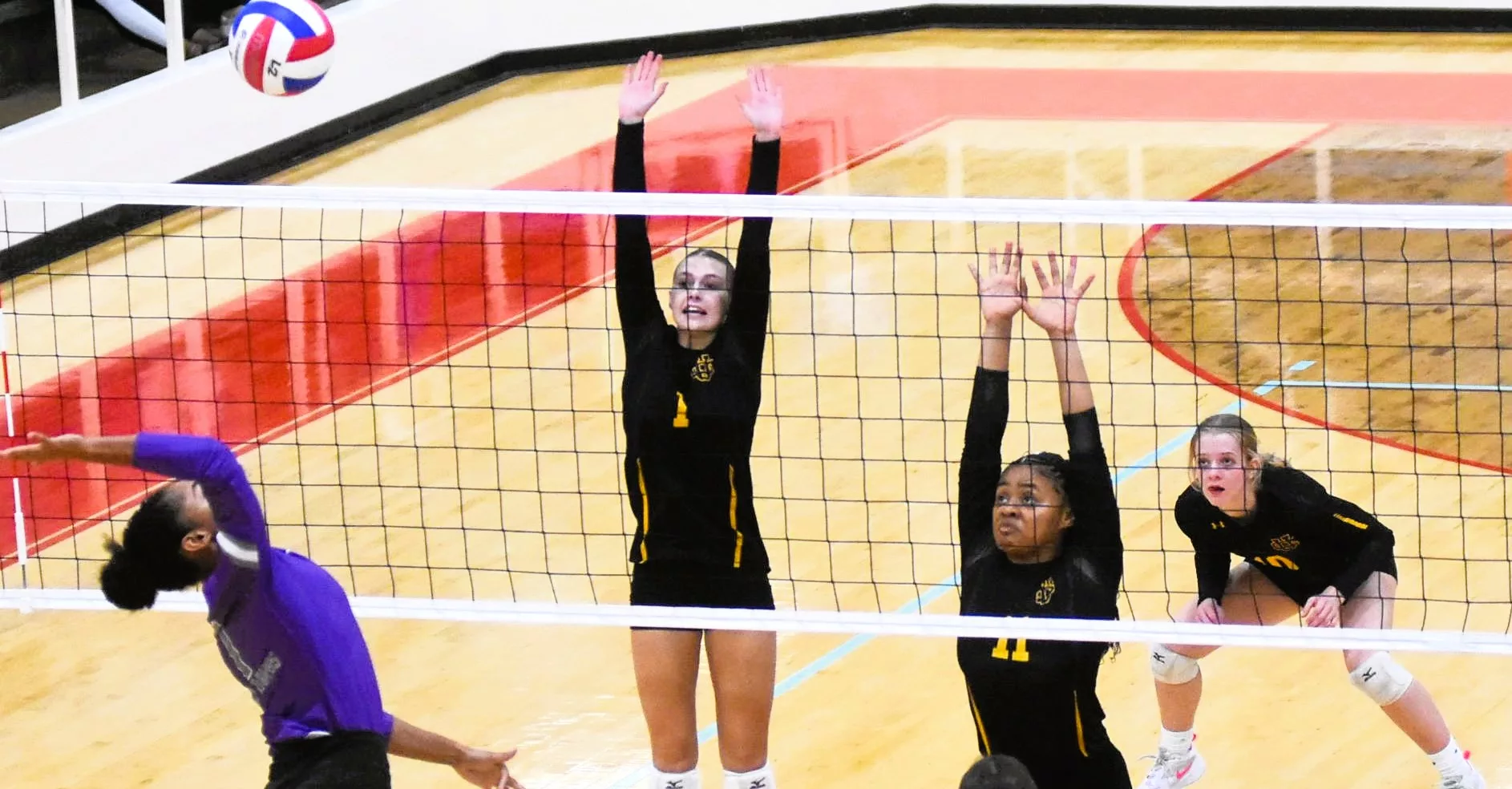 uc-volleyball-semis-2024-2
