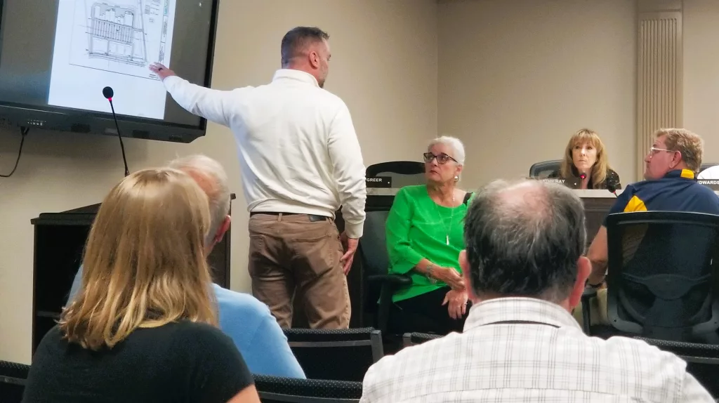 Hobby Lobby, TJ Maxx, Starbucks & More In Future For Paris radio NWTN