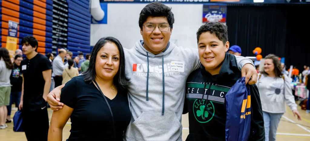 Martinez Family Attends Fall Preview Day At UT Martin | radio NWTN