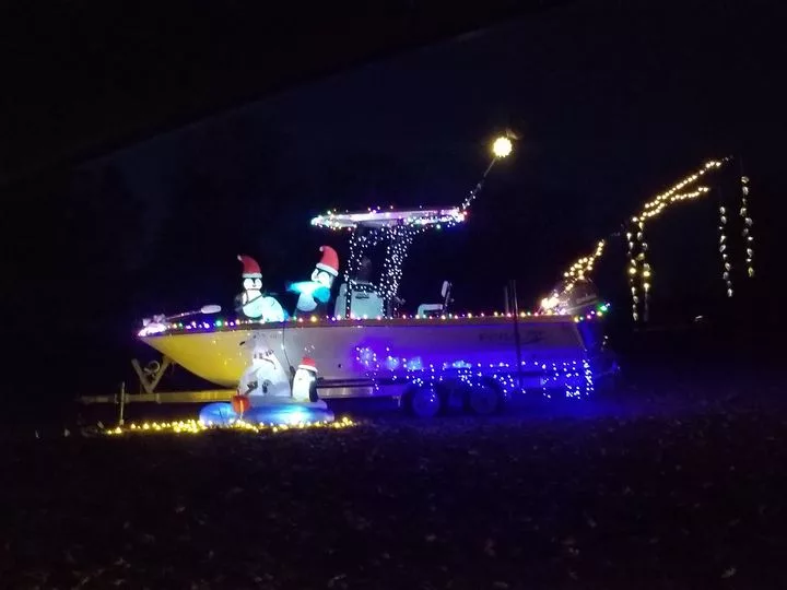 pl-santa-lights-2