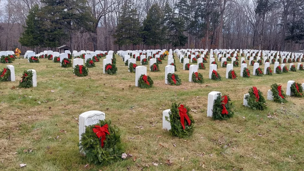 ft-d-wreaths-2024