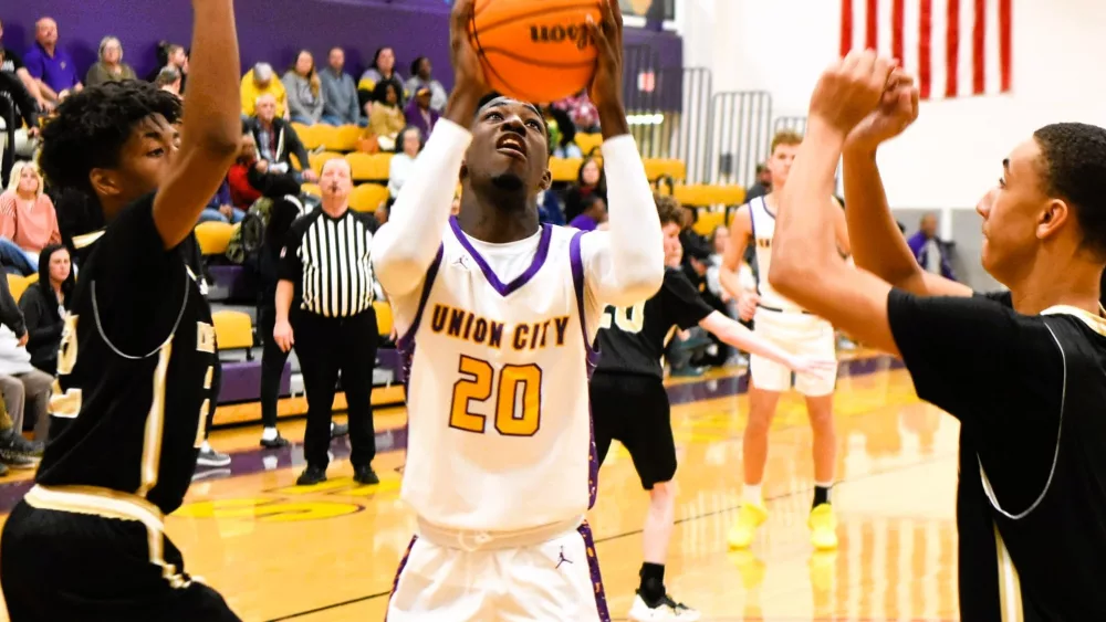 uc-v-dresden-boys-hoops-1