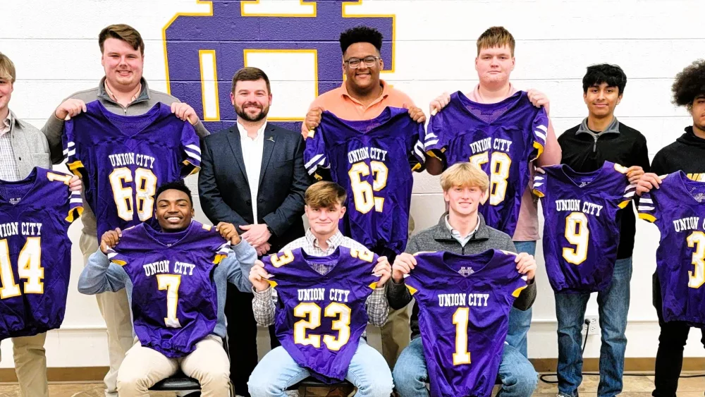 uchs-football-banquet-2024-2