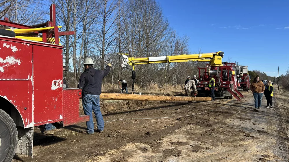 calloway-co-log-truck-accide