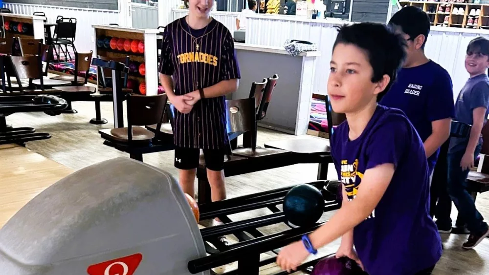 ar-bowling-trip-3