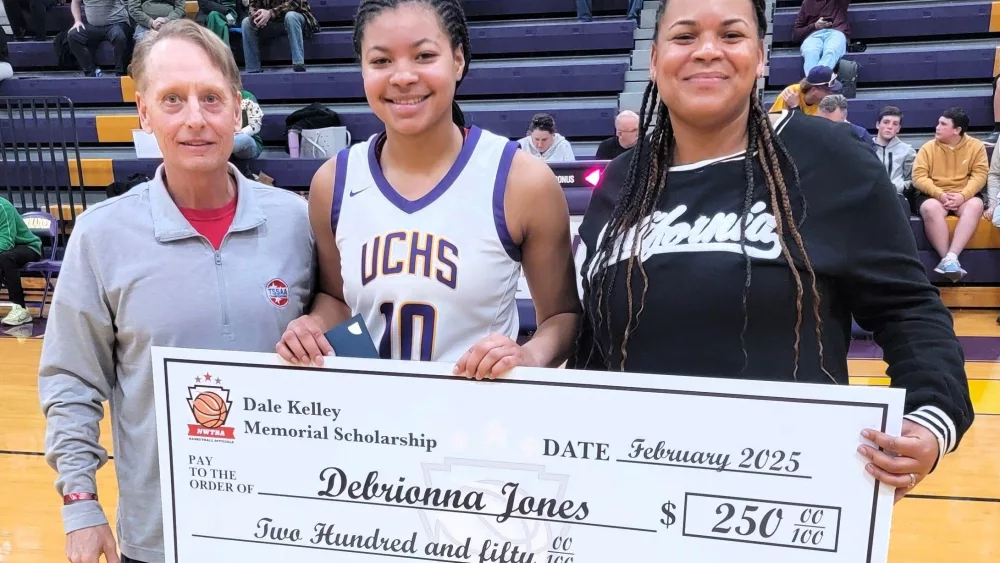 dj-scholarship-recipient-from-nwtn-officials