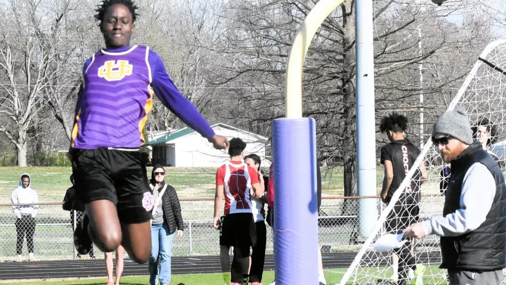 uc-track-spring-sports-pics-1-mar-20-2025