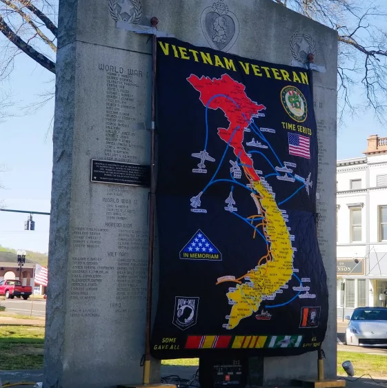viet-vets-24-flag