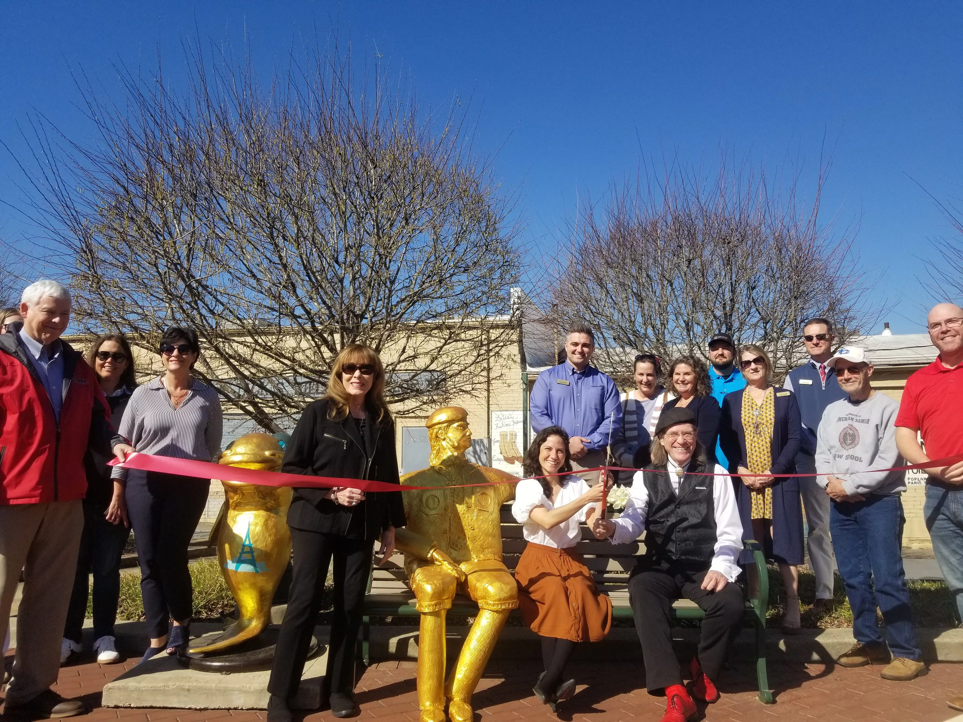 henri-ribbon-big-group