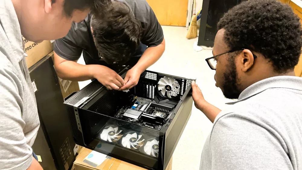 uc-burnham-computer-builders-3