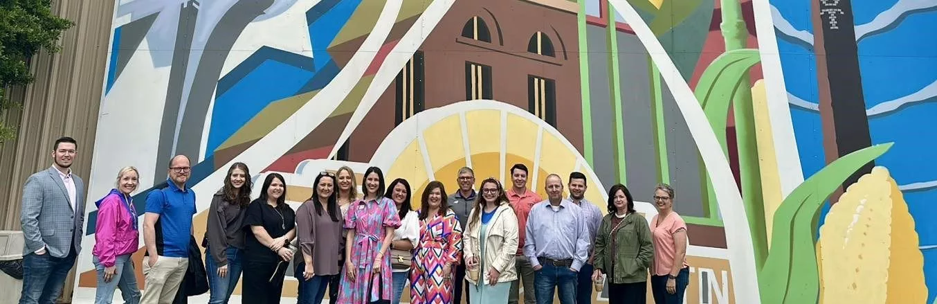 oc-leaders-at-mural