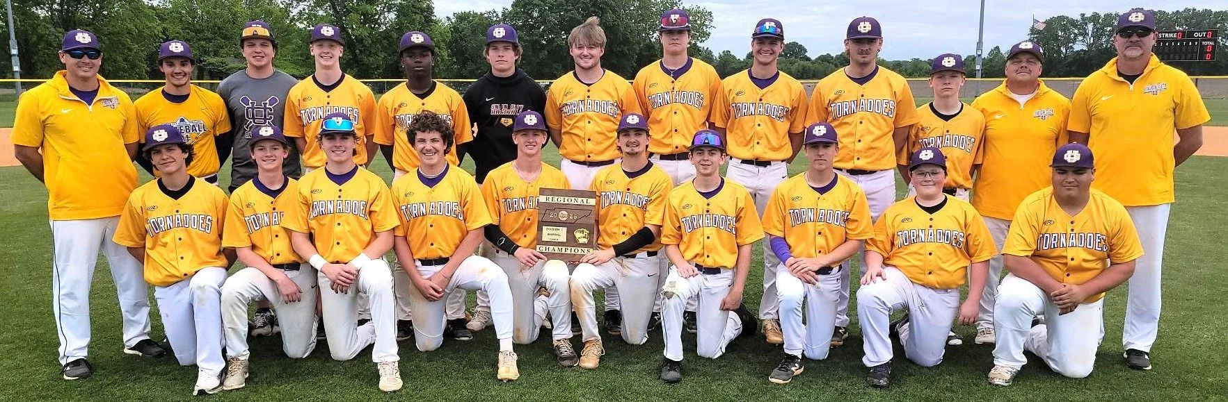 uchs-baseball-region-champs-2025-1