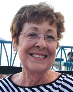 charlotte-senter