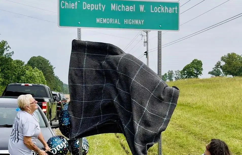 mike-lockhart-road