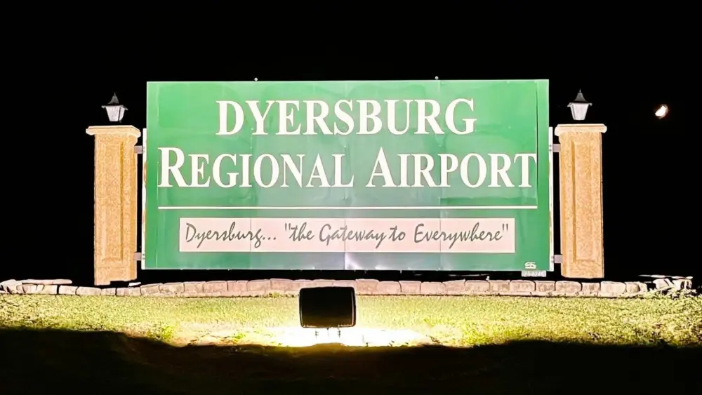 dyersb-airport
