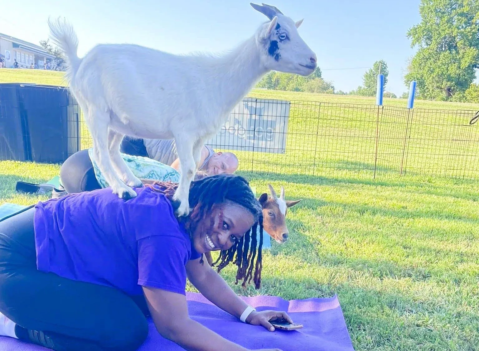 goat-yoga-25-stacey-sain-by-nicole-briley-earp