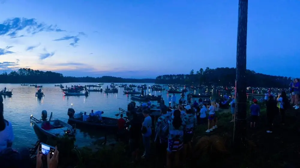 bassmaster-kandi-ellis