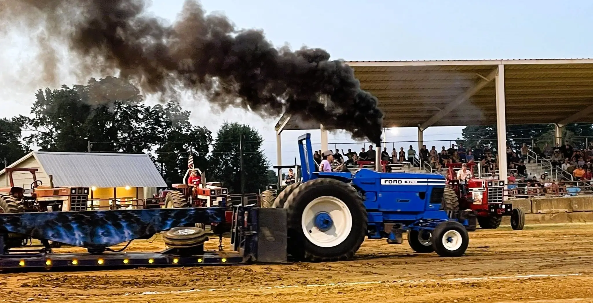 fair-tractor-pull-25
