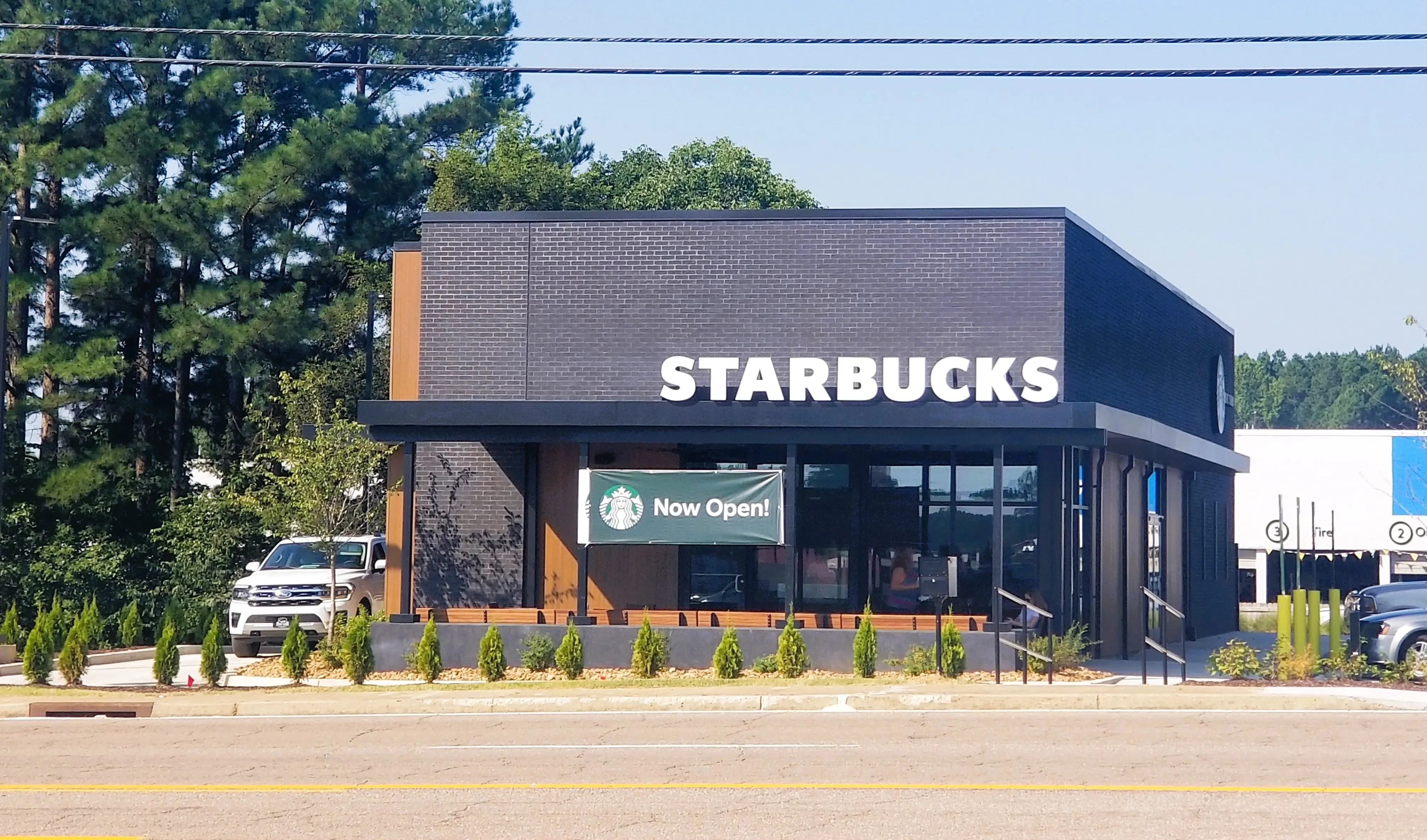 starbucks-open