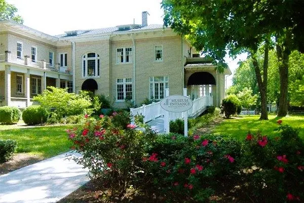 heritage-entrance