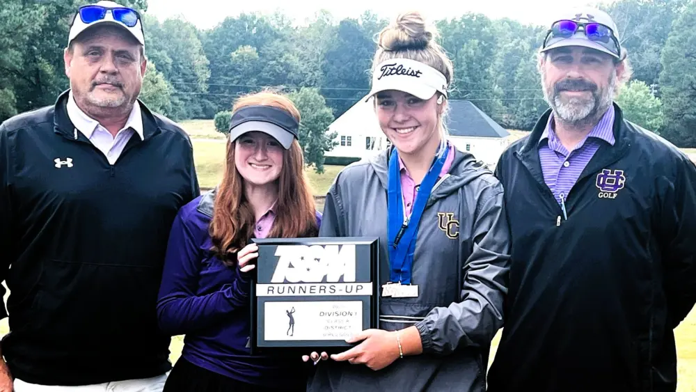 uc-girls-golf-dist-r-u