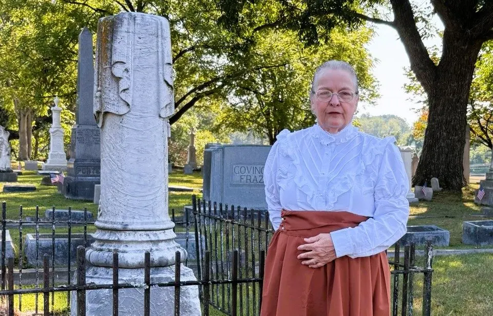 marsha-at-cemetery-by-tracy