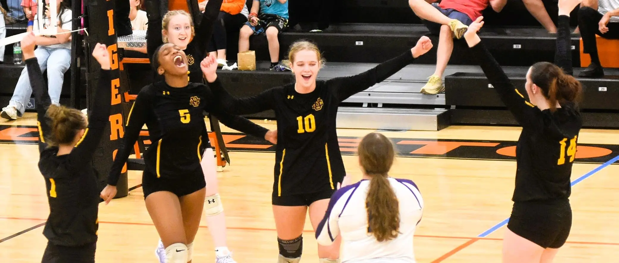 uc-vb-sectionals-1