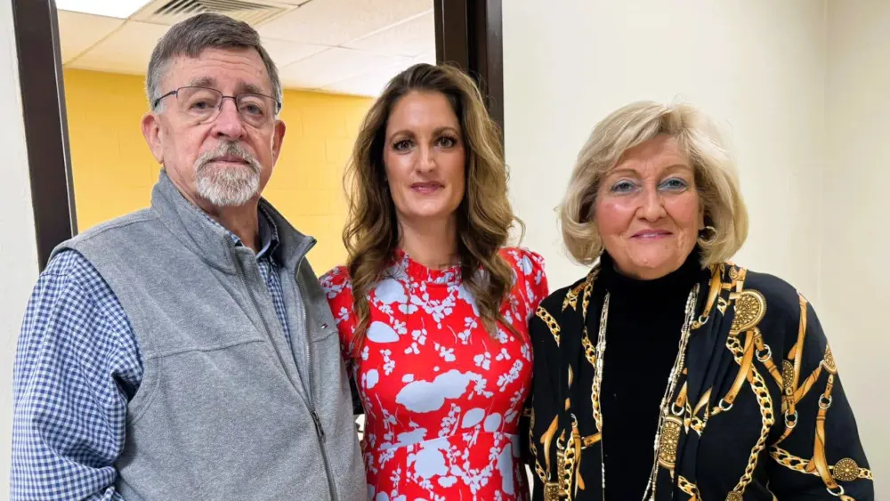 benton-co-clerk-burrus-w-vicki-hoover