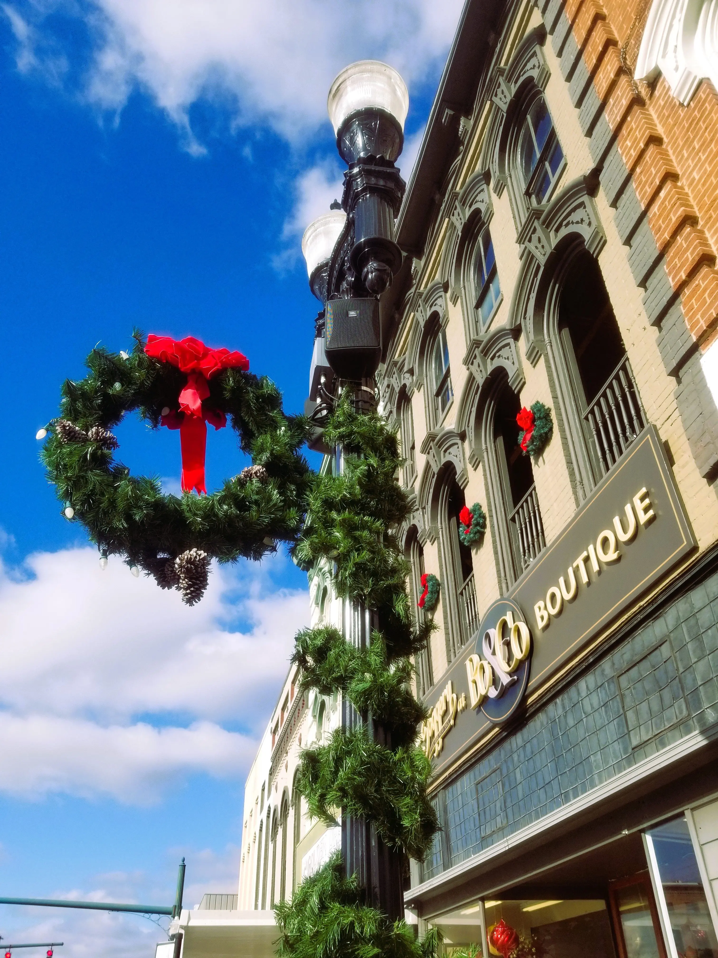 city-decoration-lamppost