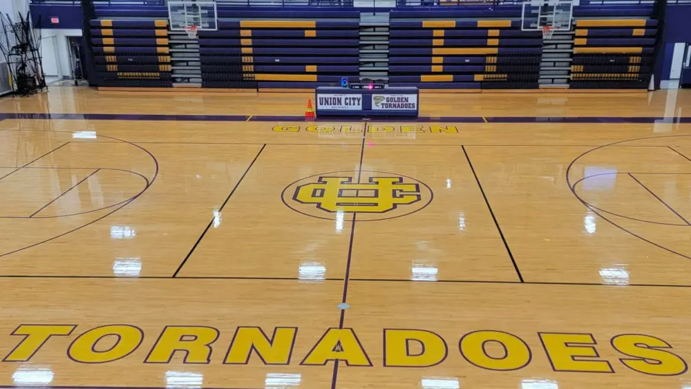 uchs-basketball-logo