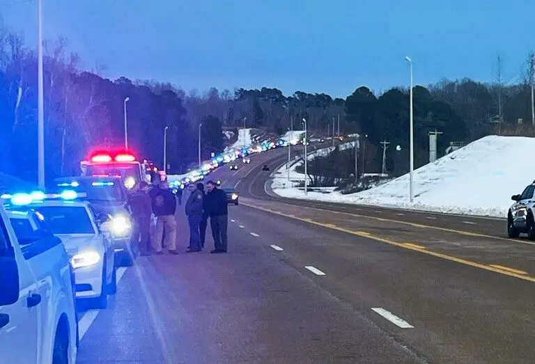 derrick-bonham-sea-of-blue-by-josh