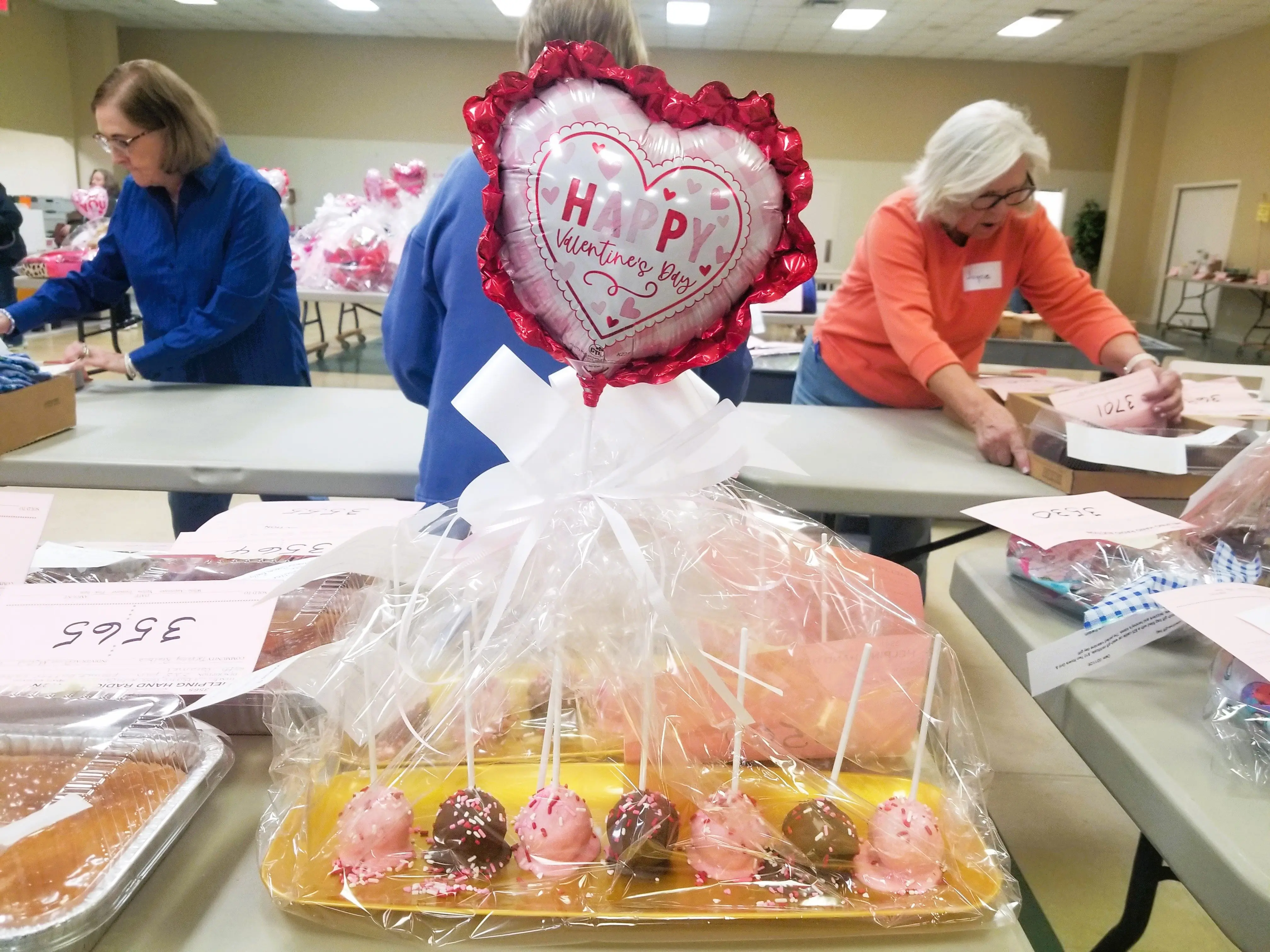 help-26-commer-heart