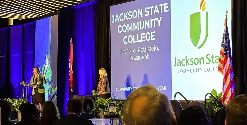 jackson-state-presidentawardacceptance