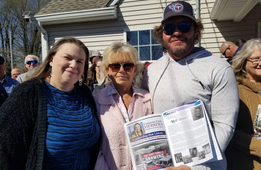 headq-wyatt-owens-fam-2