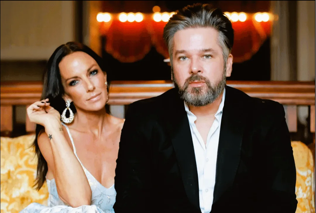 d20_4x5_twittyandlynn