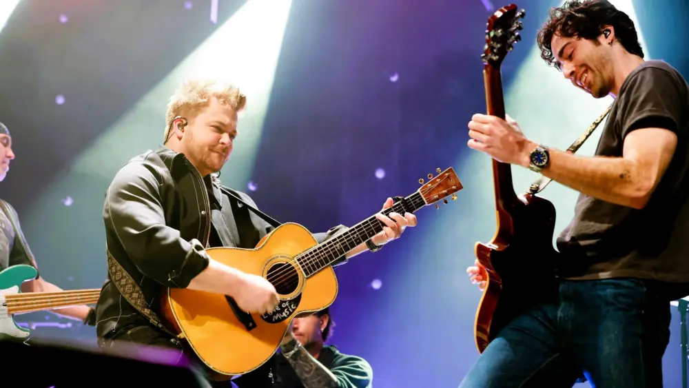 dixie-hunter-hayes-by-joel