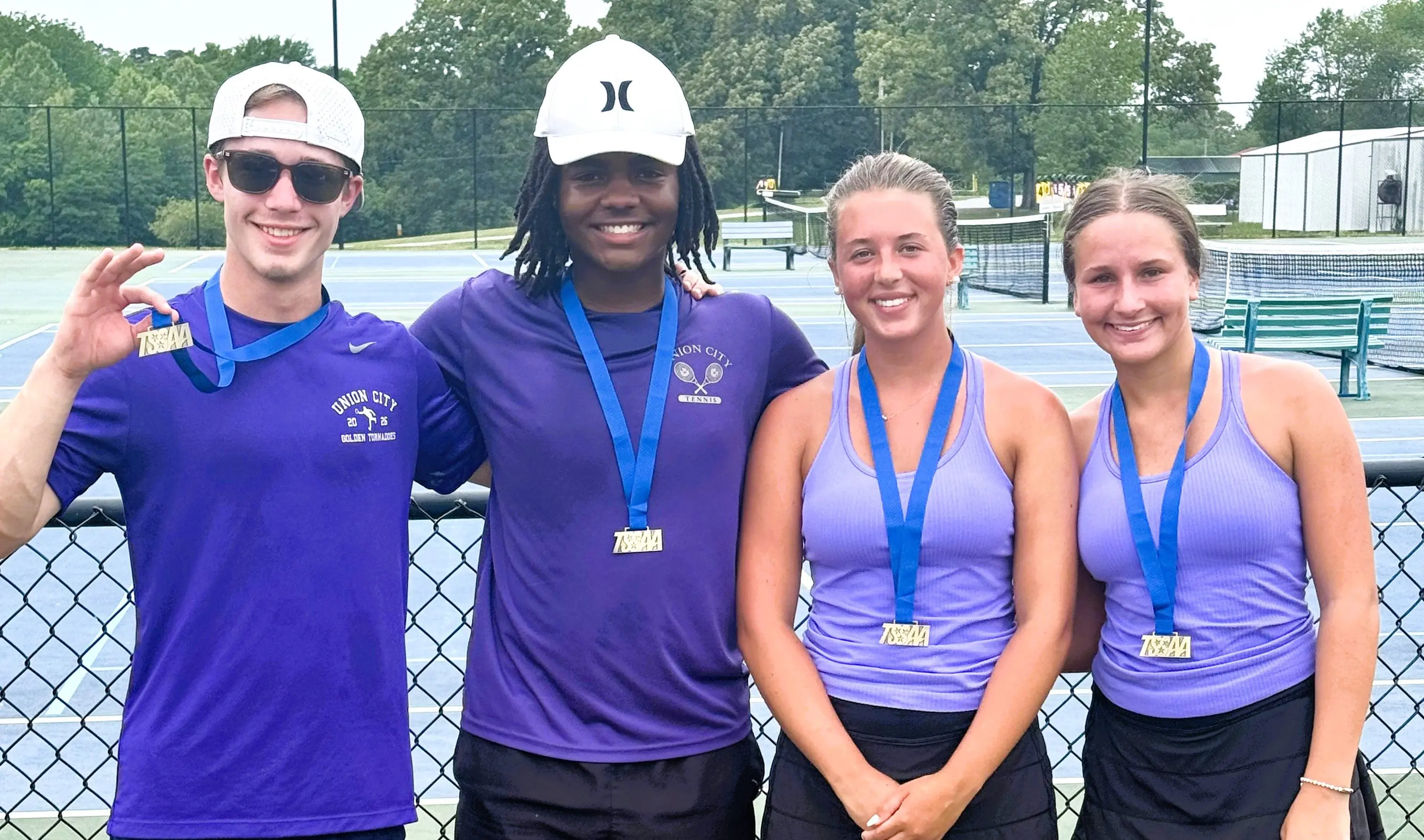 uc-tennis-spring-sports-pics-april-28-1b