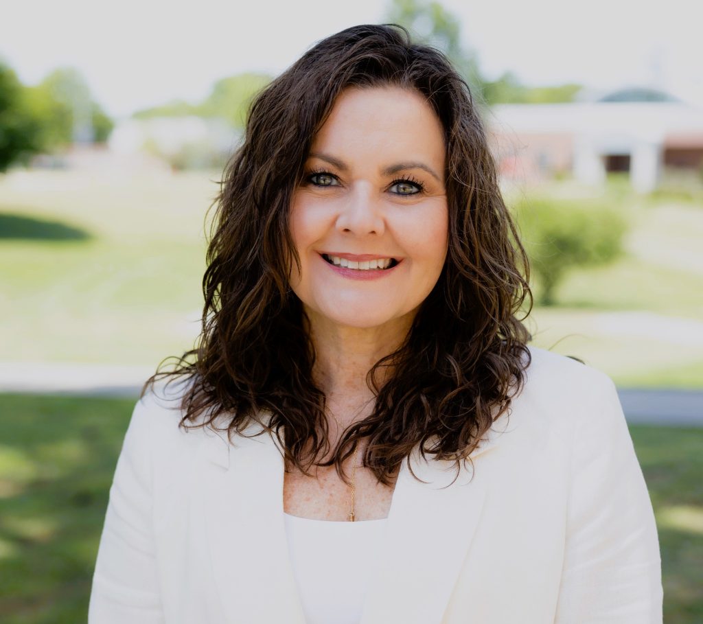 Dr. Shawna Adams Receives EmpowerEd Award