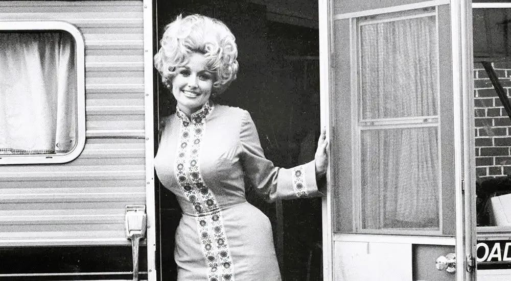 dolly-parton-airport