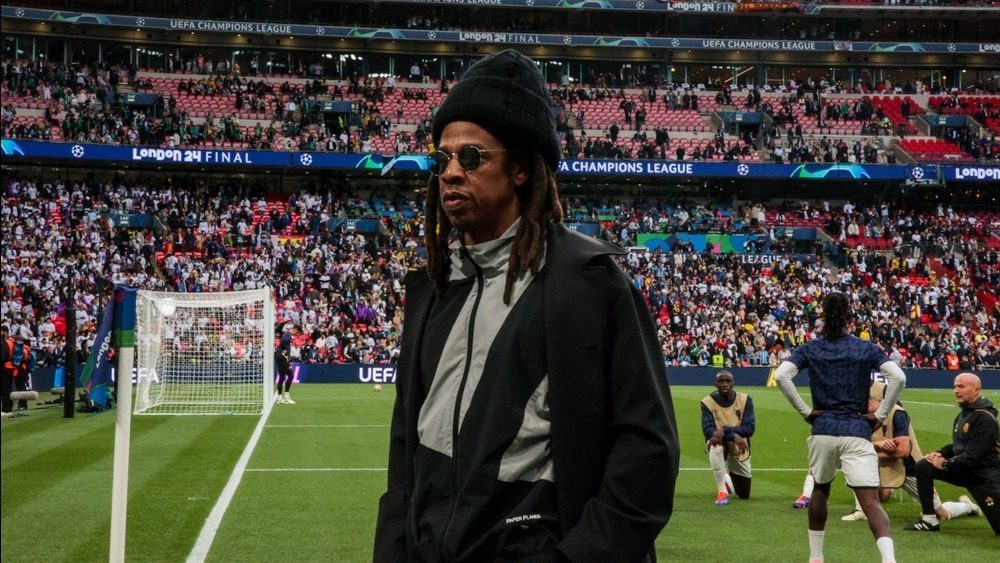 Jay-Z to headline 2027 Super Bowl Halftime Show at SoFi Stadium | radio ...