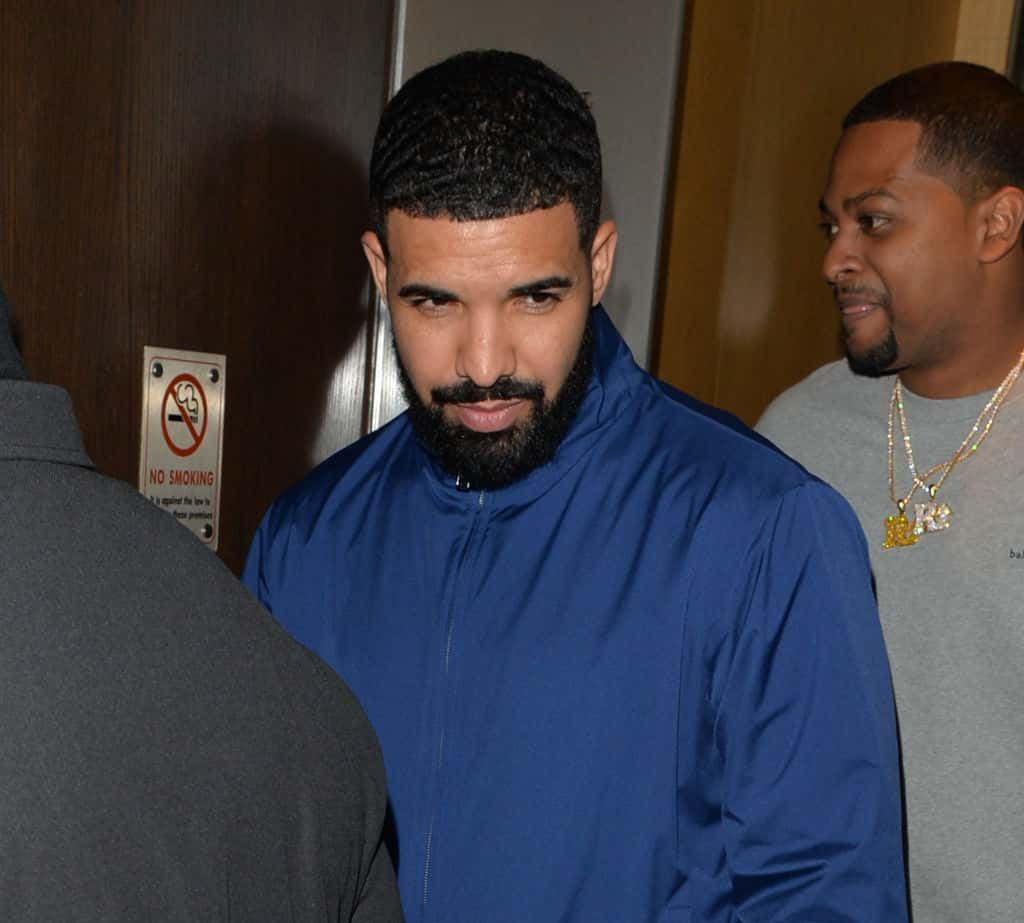 Drake & Odell Beckham JR Witness Beat Down Outside Club [VIDEO] | Hot97