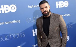 Drake posing for the camera