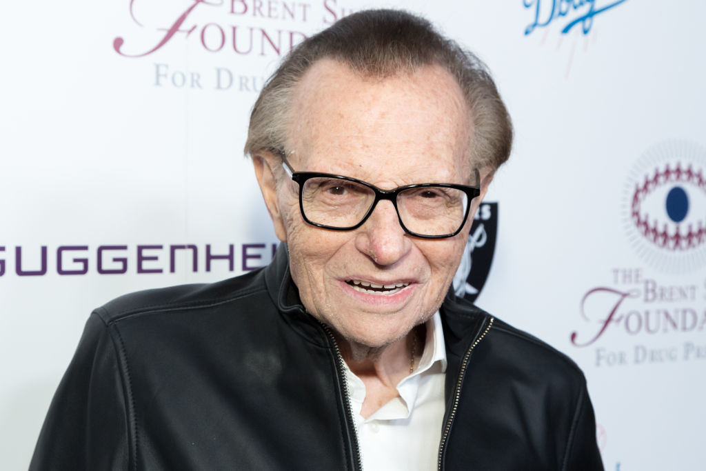 Award-Winning Journalist Larry King Dies At Age 87 - Vimarsana News