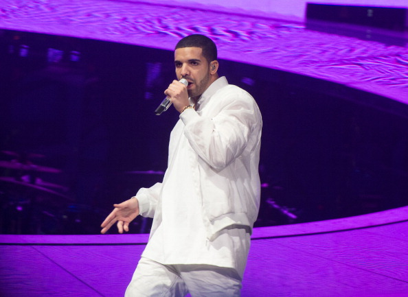 Drake performs at the "Would You Like A Tour?" Concert at Prudential Center on October 27, 2013 in Newark, New Jersey.