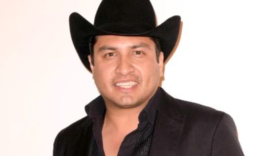 1d789d45-6254-4f88-821e-c707b2e03c1a-julion_alvarez_lavoz